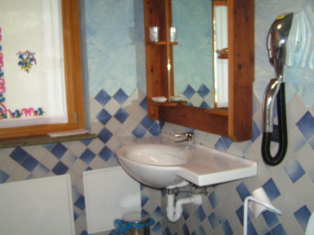 Affittacamere De Charme Jour Et Nuit Torgnon Room photo