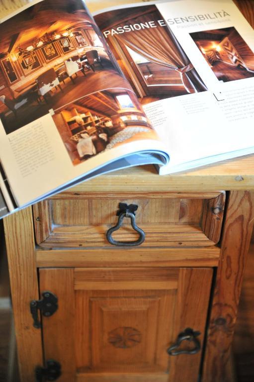 Affittacamere De Charme Jour Et Nuit Torgnon Room photo