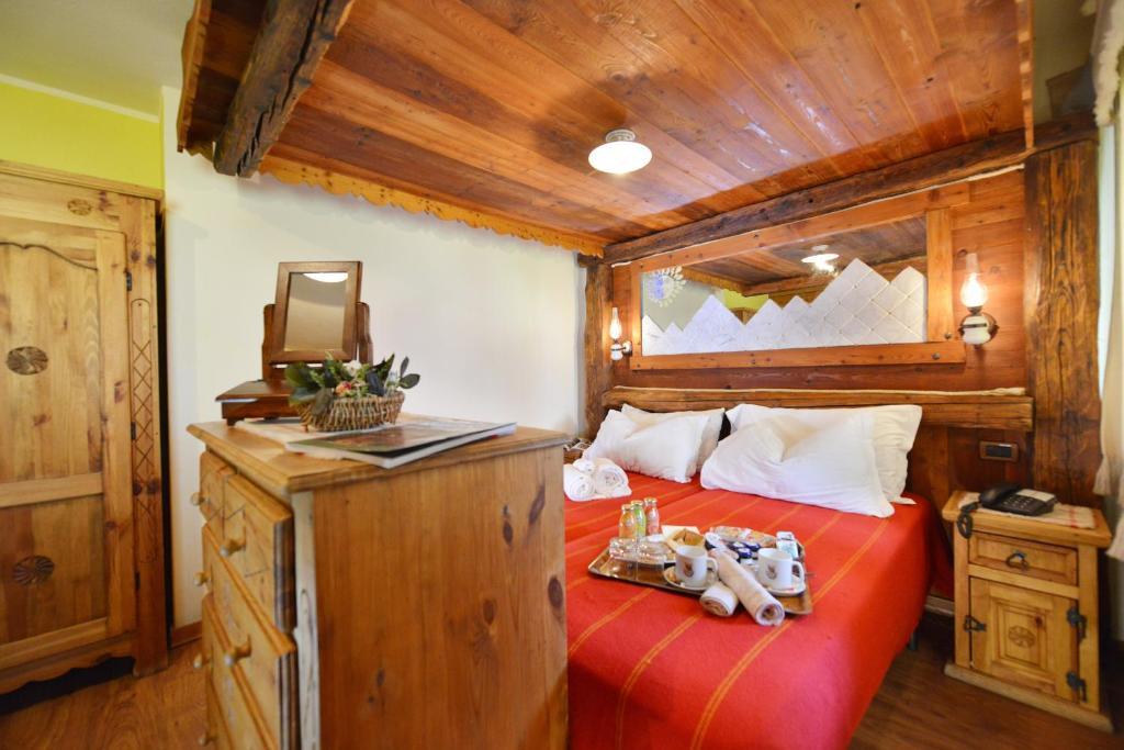 Affittacamere De Charme Jour Et Nuit Torgnon Room photo