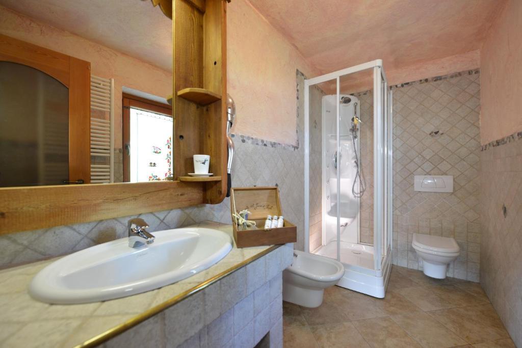 Affittacamere De Charme Jour Et Nuit Torgnon Room photo