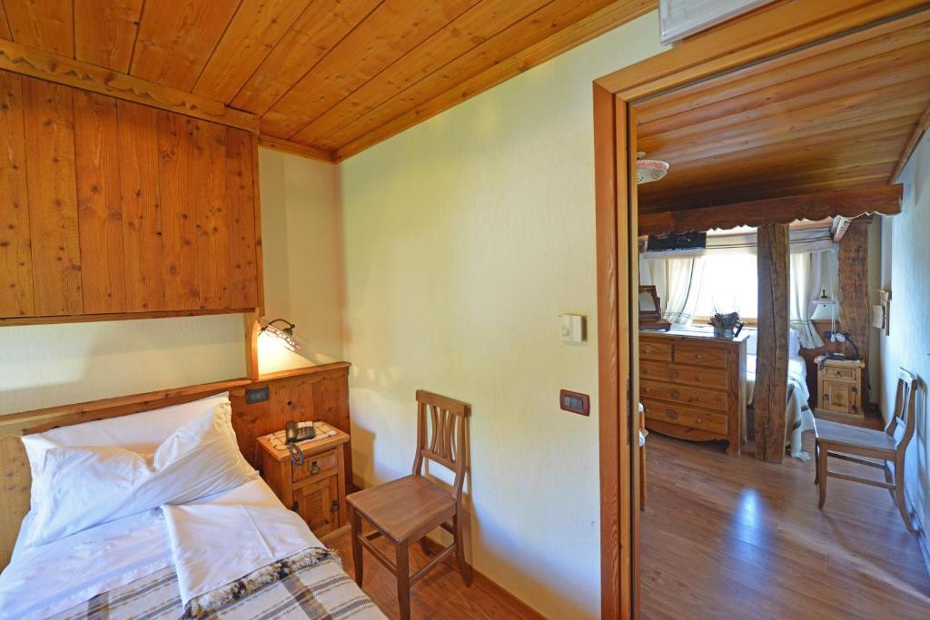 Affittacamere De Charme Jour Et Nuit Torgnon Room photo