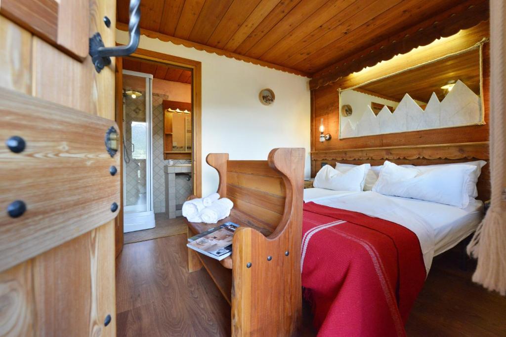 Affittacamere De Charme Jour Et Nuit Torgnon Room photo